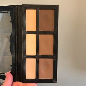 KVD Shade and Light Powder contour Palette